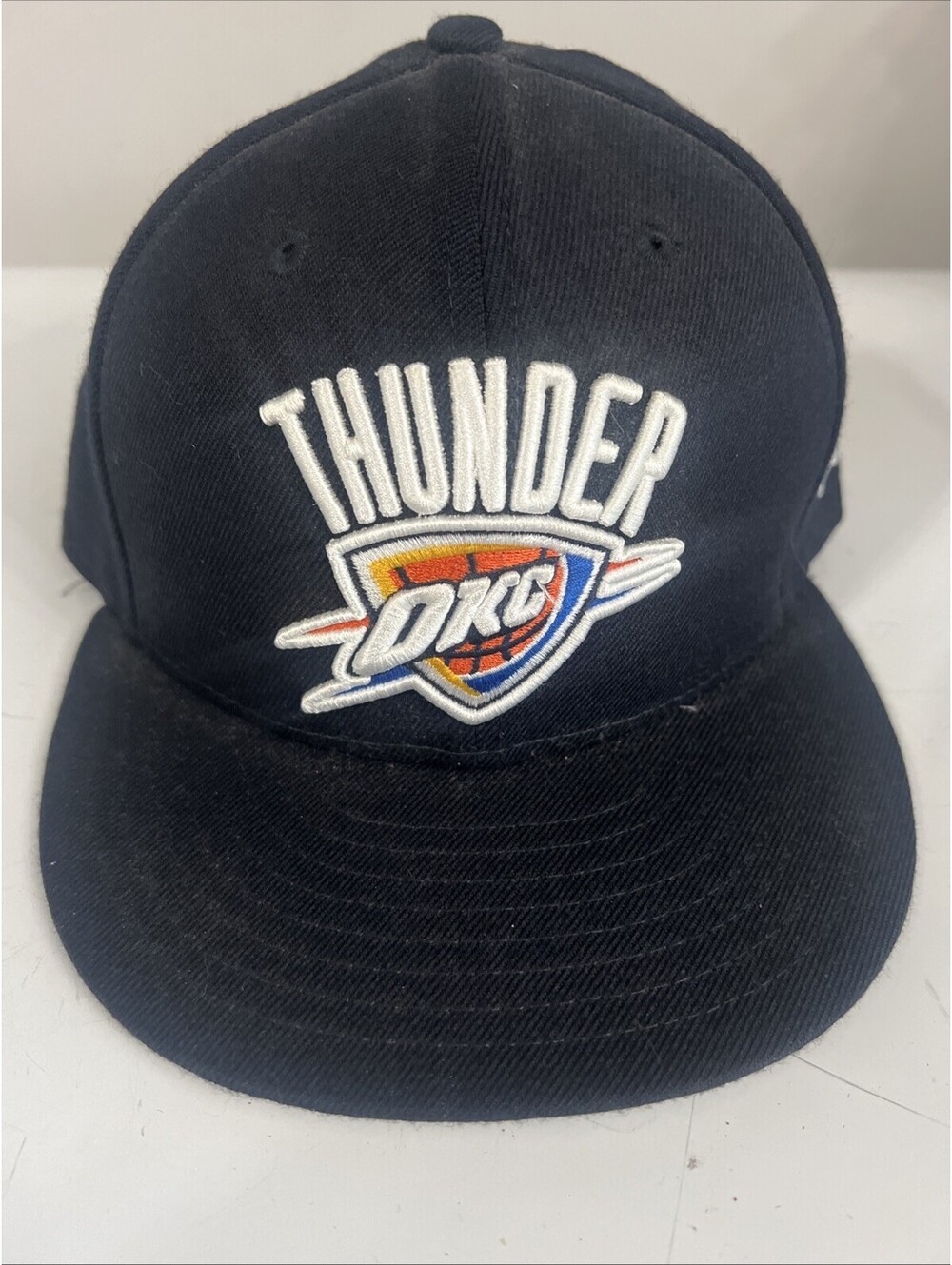 Oklahoma City Thunder Hat Cap Fitted 7-1/2 OKC New Era NBA Mens Flat Brim
